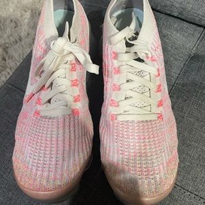 women’s vapormax size 11